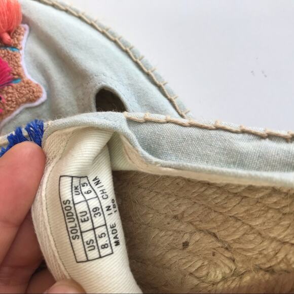 SOLUDOS Tassel Camel Smoking Slipper Flats - Picture 7 of 9